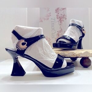 NIB Tina Caus Black Patent Strappy Square Toe Platform Block High Heels Sz 10.5